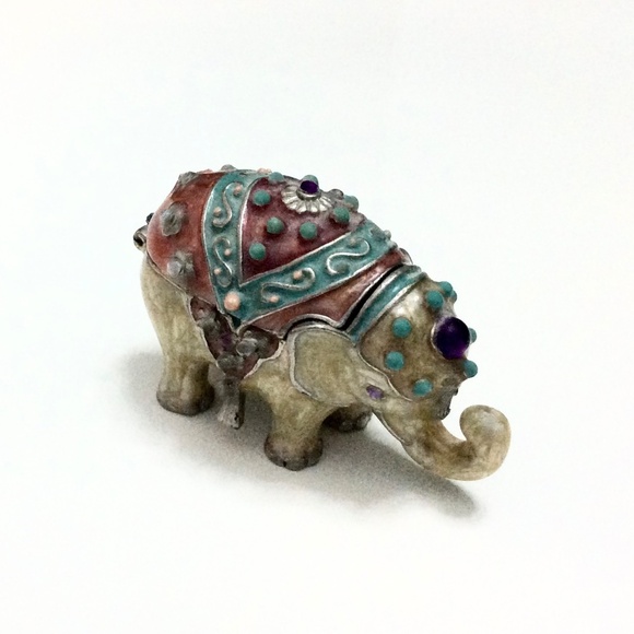 MONET Jeweled & Enameled Elephant Trinket Box w/Lid *TRUNK UP* + FREE BRACELET - Picture 4 of 14